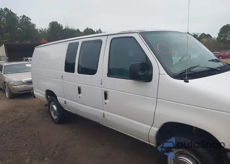 2004 Ford E-250 Commercial/Recreational z USA, uszkodzony, nr VIN 1FTNS24W84HA41025